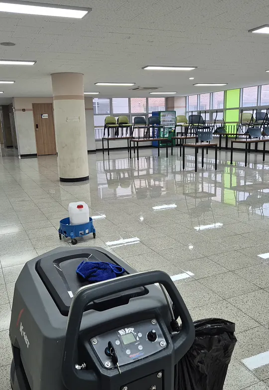 학교 청소 03 작업 현장 사진