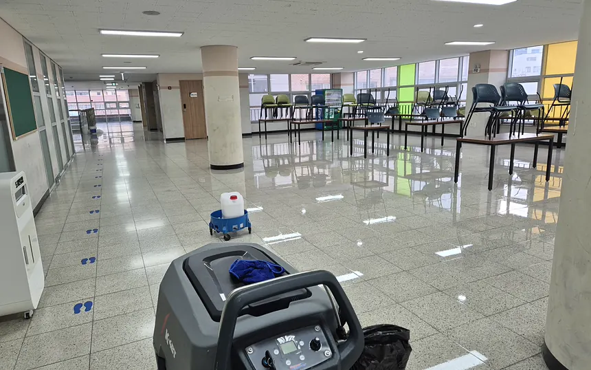 학교 청소 03 작업 현장 사진